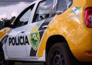 Acompanhado de outros indivíduos, homem invade casa e agride pai e irmão da ex-companheira