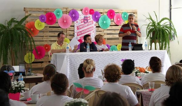 Associadas ao Sindicato dos Trabalhadores Rurais de Palmeira participam de evento alusivo ao Dia Internacional da Mulher