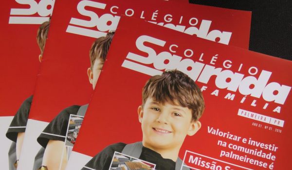 Lançamento da primeira revista Sagrada Família