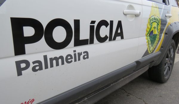 Carro rebaixado e com som alto é apreendido pela PM