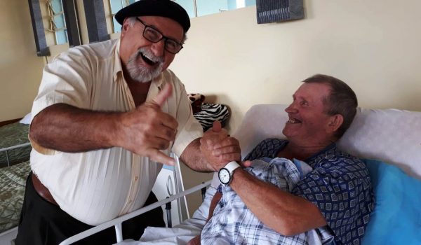 Gaúcho da Fronteira visita o Lar Acelino e realiza o sonho de muitos senhores que vivem lá