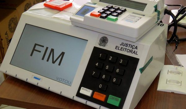 Mais de 25 mil palmeirenses vão as urnas neste domingo