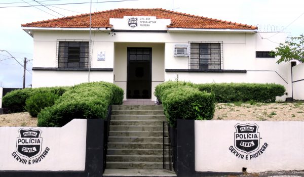 Suspeito do homicídio de jovem de 22 anos se apresenta para Polícia Civil