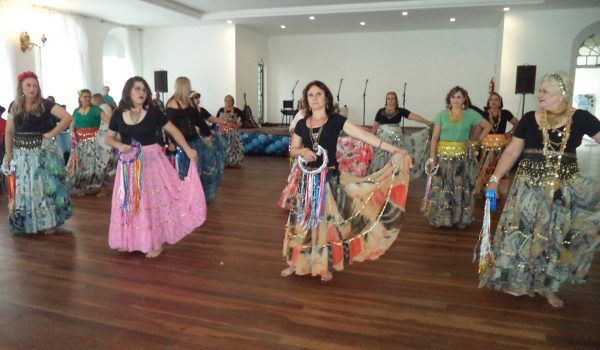 Mostra de Talentos da Terceira Idade levou ao público 13 apresentações artísticas