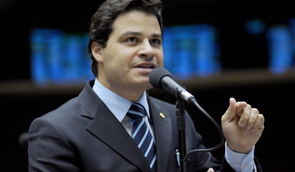 Ratinho define Sandro Alex para Secretaria de Infraestrutura e Logística