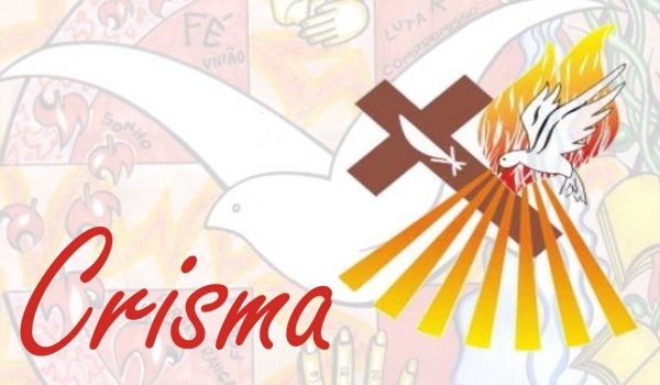 Mais de 100 crismandos se preparam para receber Sacramento da Confirmação