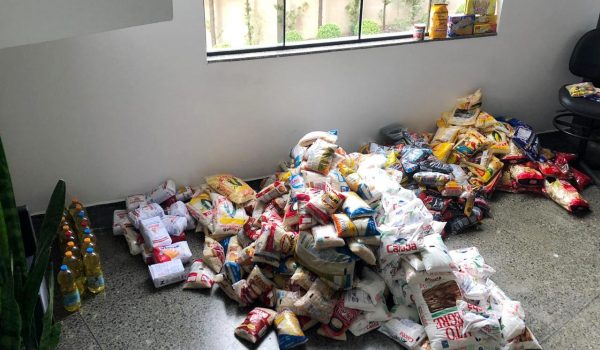 Alimentos arrecadados na I Caminhada pela Saúde da Baston serão doados a duas entidades