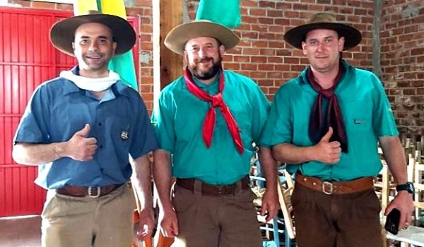 Tradicionalistas de Palmeira participam de cavalgada no Rio Grande do Sul