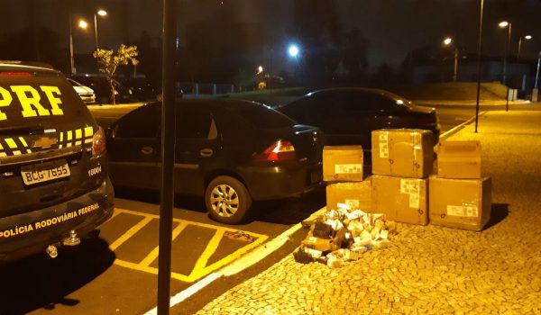 Veículo com medicamentos ilegais é apreendido em Porto Amazonas