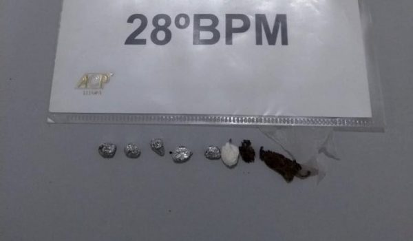 Polícia atende ocorrência de tráfico de drogas na Vila Rural