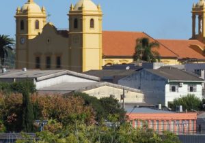 Toque de recolher às 23 horas começa a valer nesta quarta-feira (2)