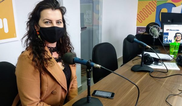 Sicredi promove campanha de doação de alimentos para APAE de Palmeira