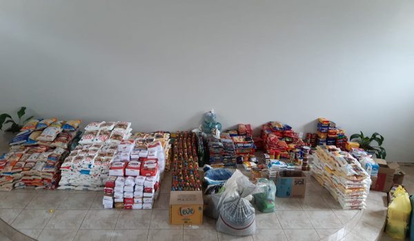 Mês Vocacional arrecada mais de 2.300 quilos de alimentos