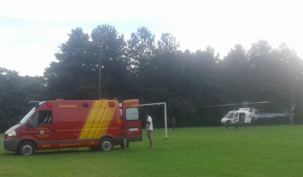 Com suspeita de traumatismo craniano, vítima é transportada para Ponta Grossa