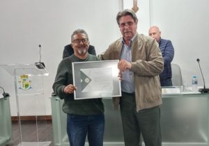 Após 32 anos, Ernesto Xavier de Oliveira Neto encerra suas atividades como colaborador da Câmara Municipal